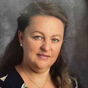 Meet your Posher, Edith